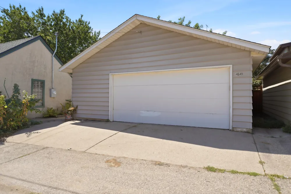4649 42nd Avenue S Minneapolis, MN 55406