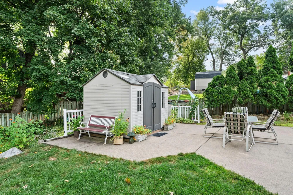 13405 Walnut Drive Burnsville, MN 55337