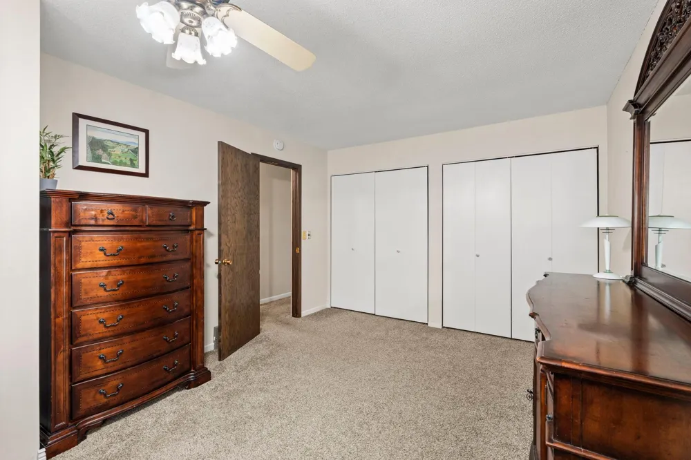 13405 Walnut Drive Burnsville, MN 55337