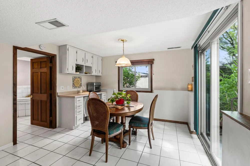 13405 Walnut Drive Burnsville, MN 55337
