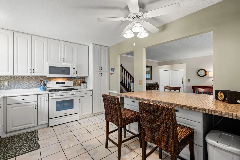 13405 Walnut Drive Burnsville, MN 55337