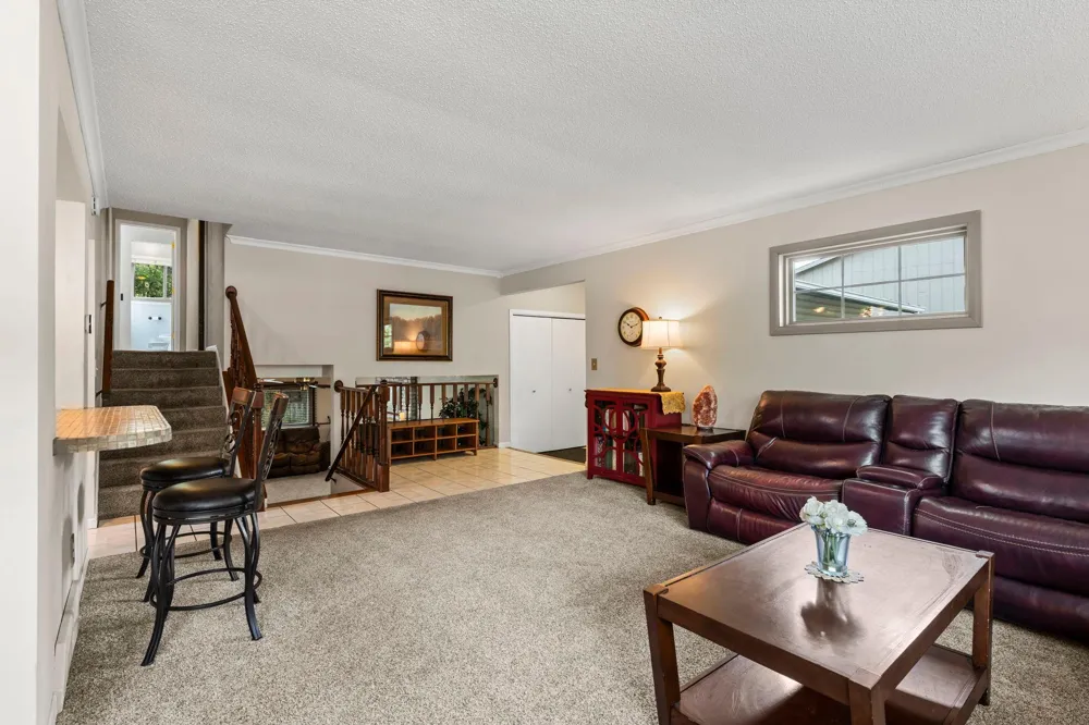 13405 Walnut Drive Burnsville, MN 55337