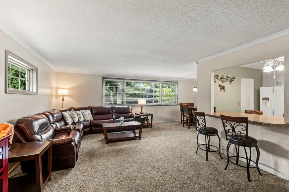 13405 Walnut Drive Burnsville, MN 55337