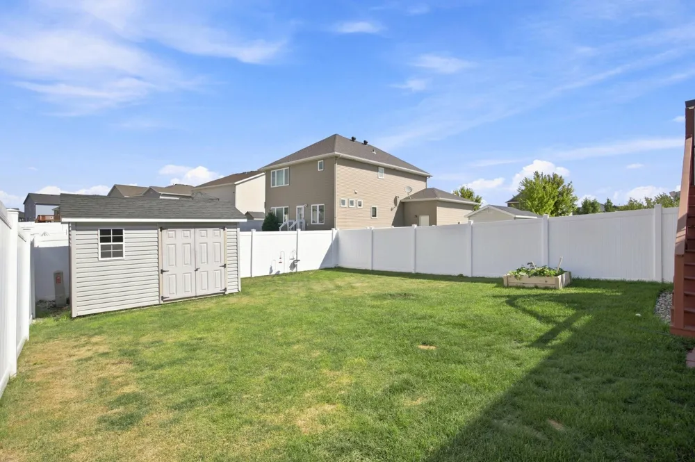 454 Foxtail Drive E West Fargo, ND 58078