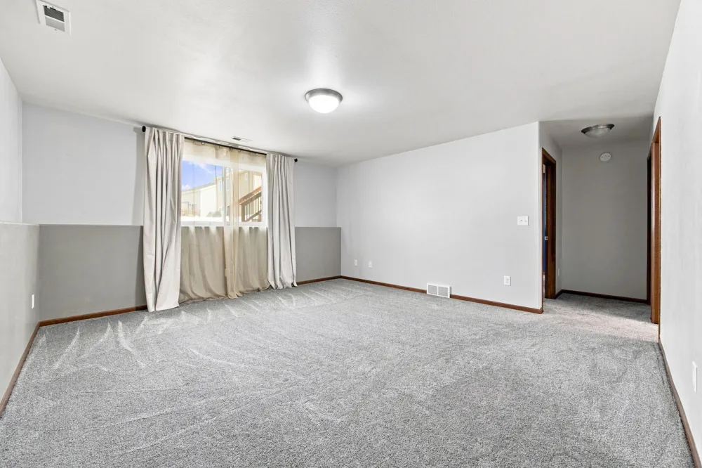 454 Foxtail Drive E West Fargo, ND 58078