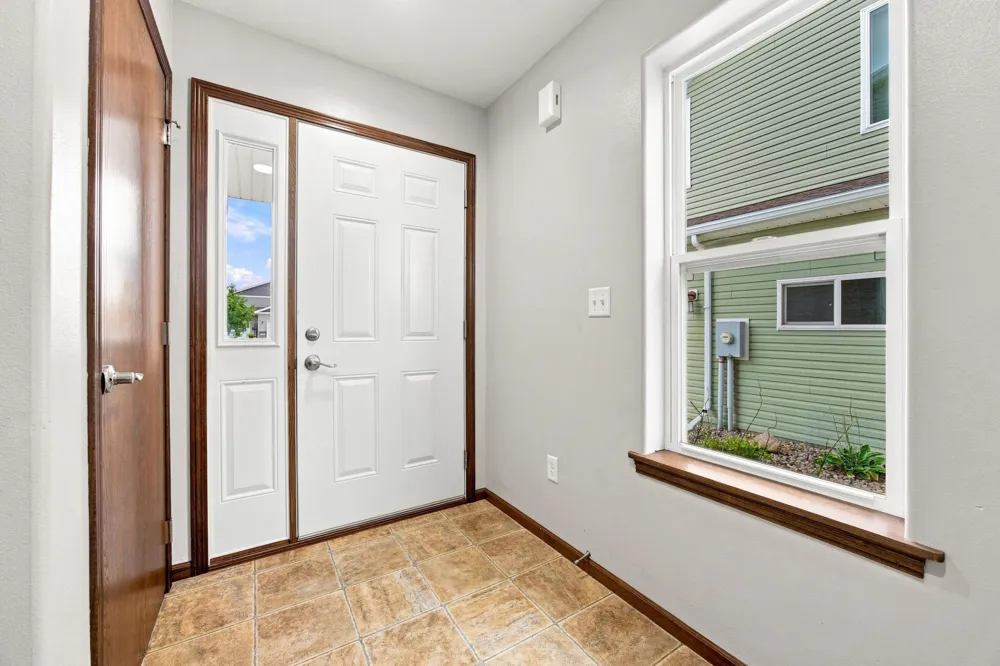 454 Foxtail Drive E West Fargo, ND 58078