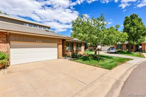 9225 W Jewell Place #105