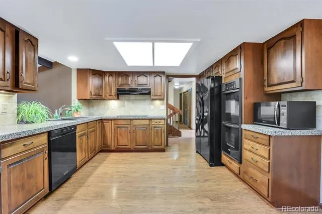 9225 W Jewell Place #105 Lakewood, CO 80227