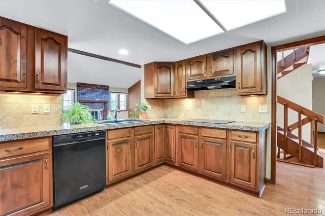 9225 W Jewell Place #105 Lakewood, CO 80227