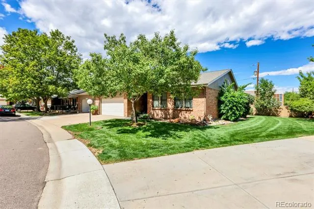9225 W Jewell Place #105 Lakewood, CO 80227