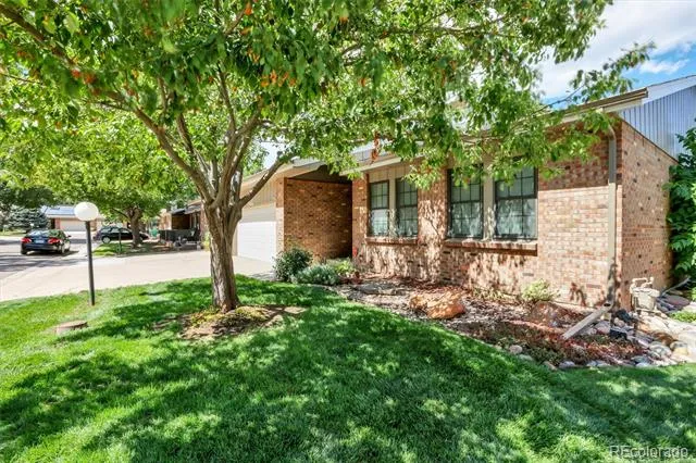 9225 W Jewell Place #105 Lakewood, CO 80227
