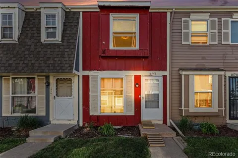 15743 E 13th Place