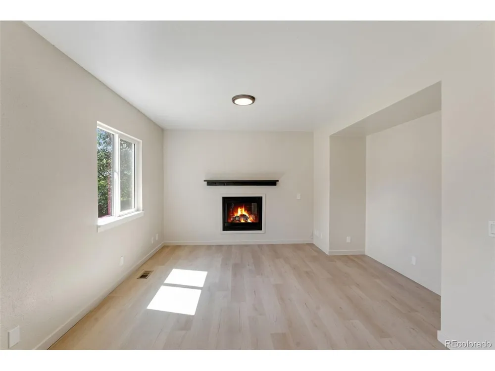 2366 Distinctive Drive Colorado Springs, CO 80920