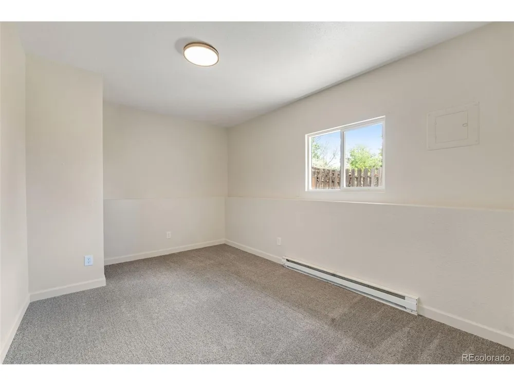 2366 Distinctive Drive Colorado Springs, CO 80920