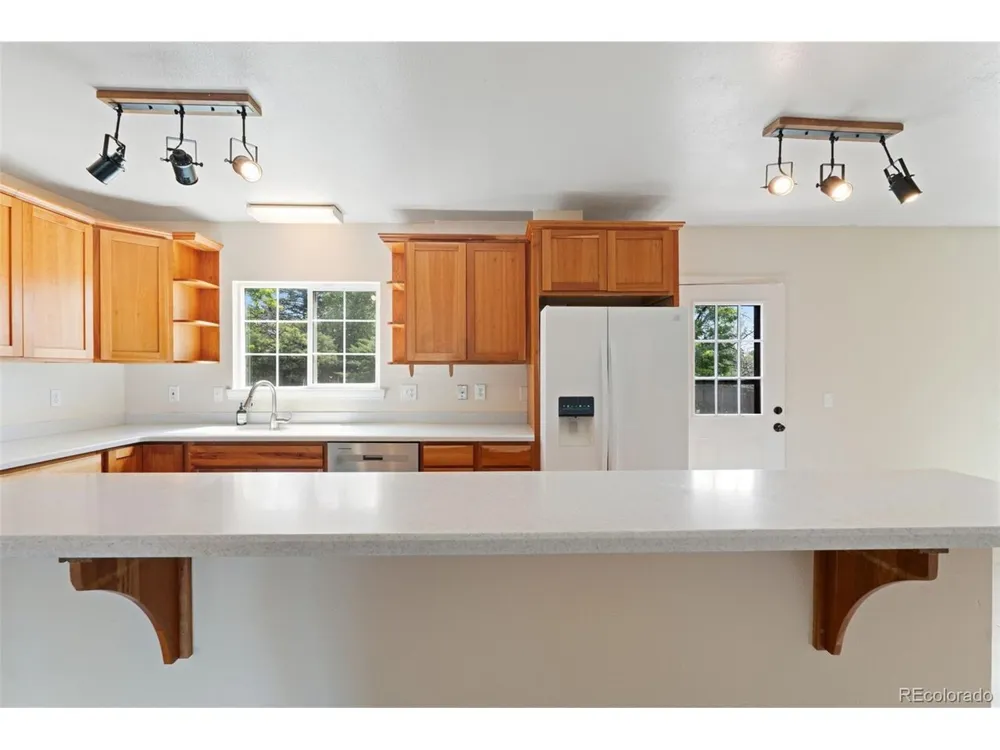 2366 Distinctive Drive Colorado Springs, CO 80920