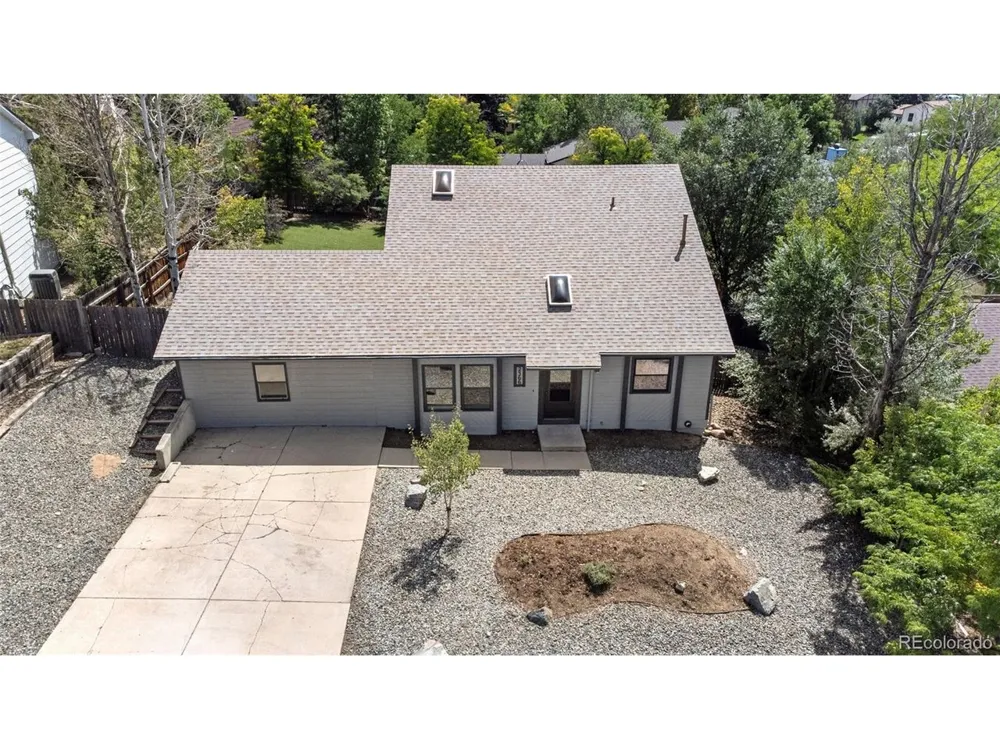 2366 Distinctive Drive Colorado Springs, CO 80920