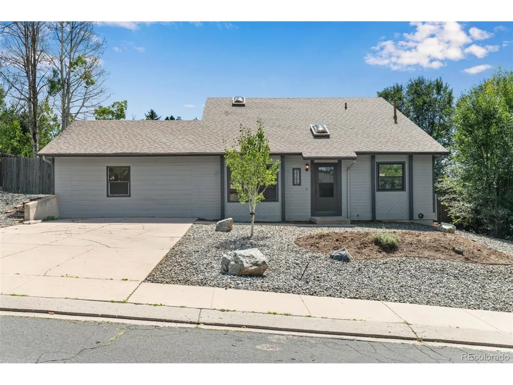 2366 Distinctive Drive Colorado Springs, CO 80920