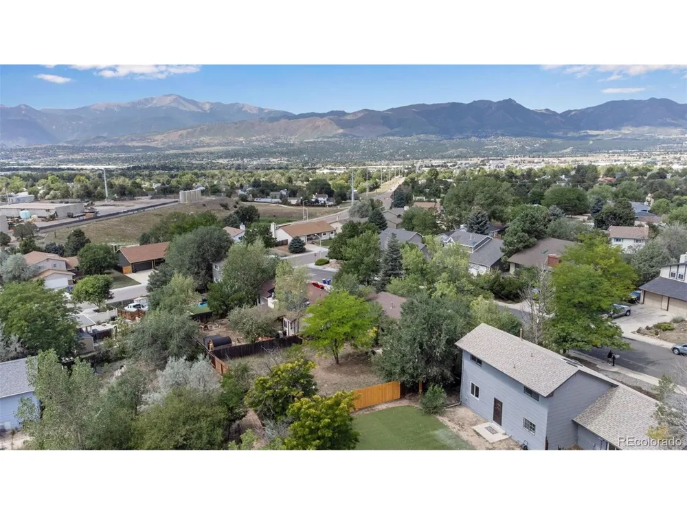 2366 Distinctive Drive Colorado Springs, CO 80920