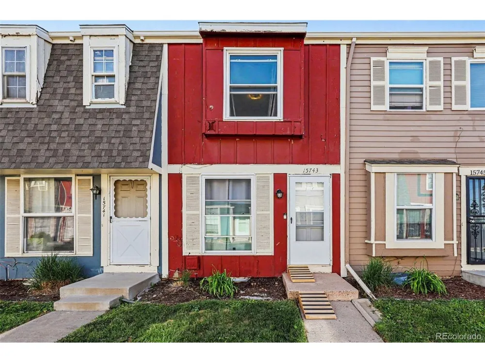 15743 E 13th Place Aurora, CO 80011