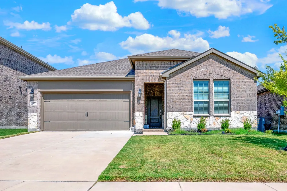 1932 Willie Ray Street Anna, TX 75409