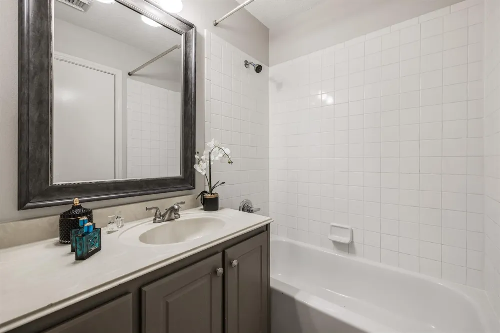 1304 Robin Street Houston, TX 77019