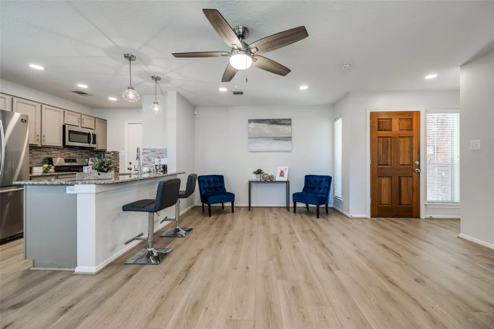 1304 Robin Street Houston, TX 77019
