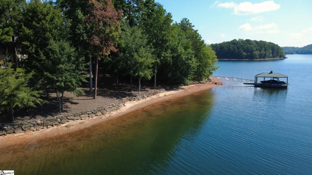 581 Big Creek Way Salem, SC 29676