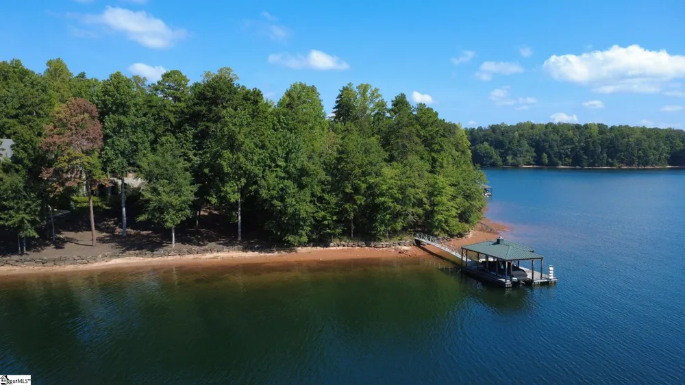 581 Big Creek Way Salem, SC 29676