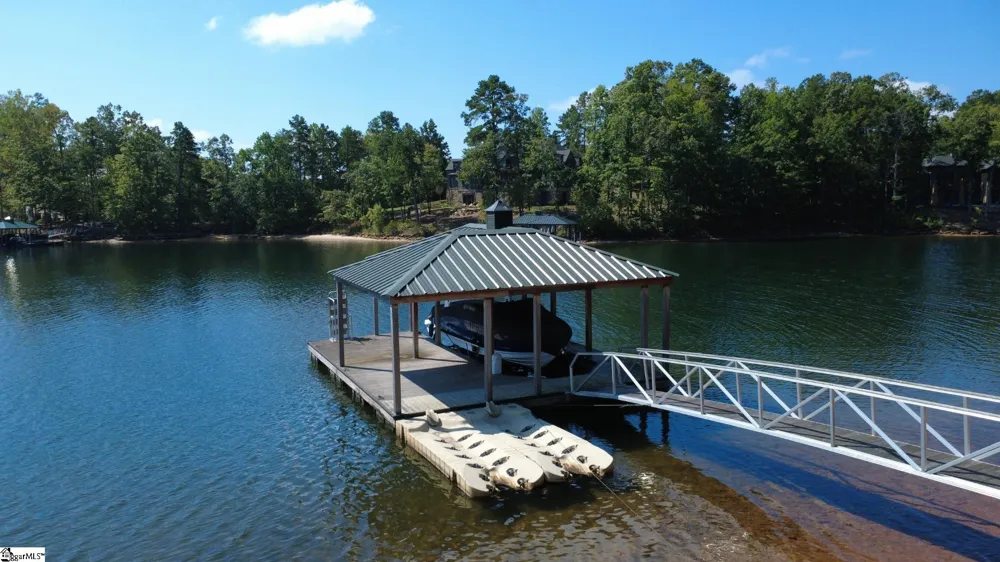 581 Big Creek Way Salem, SC 29676