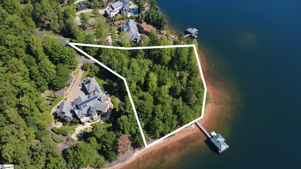 581 Big Creek Way Salem, SC 29676