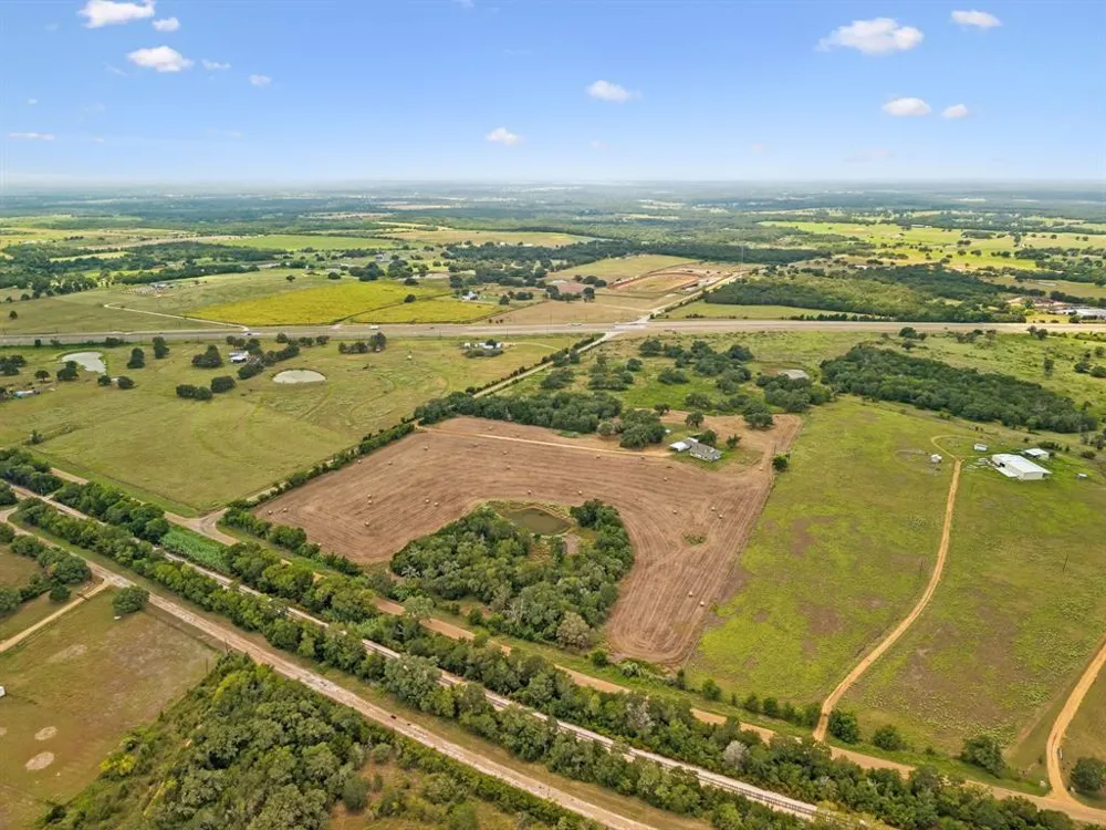 1034 County Road 202 Paige, TX 78659