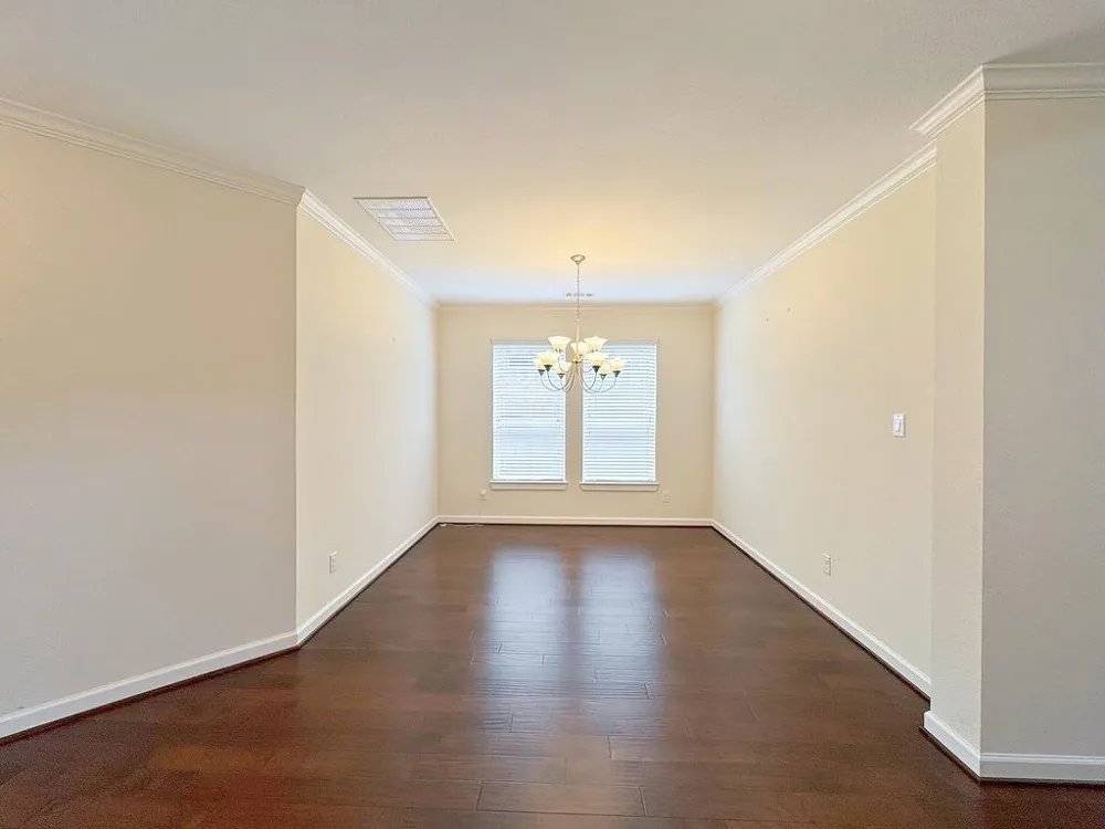 2514 Deerwood Heights Lane Manvel, TX 77578
