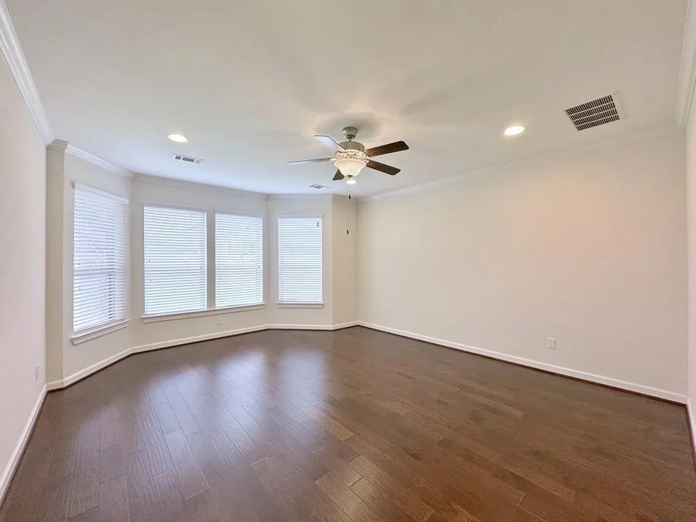 2514 Deerwood Heights Lane Manvel, TX 77578