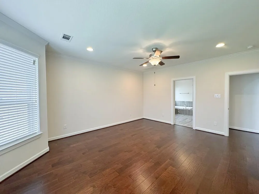 2514 Deerwood Heights Lane Manvel, TX 77578
