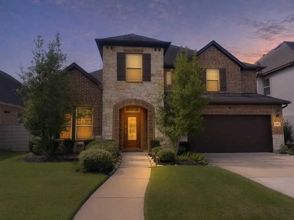 2514 Deerwood Heights Lane Manvel, TX 77578