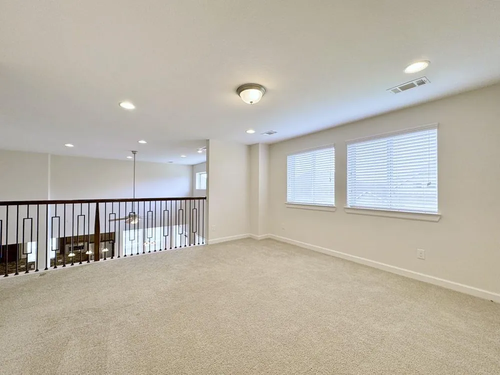 2514 Deerwood Heights Lane Manvel, TX 77578
