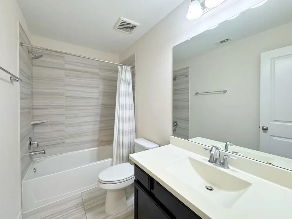 2514 Deerwood Heights Lane Manvel, TX 77578