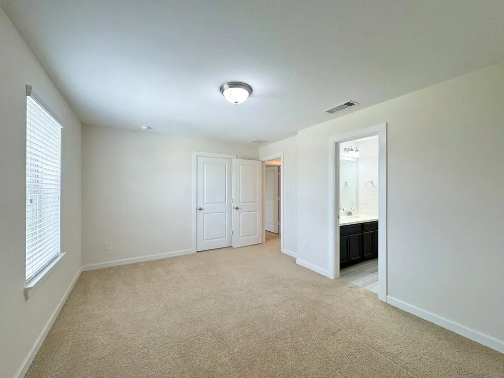 2514 Deerwood Heights Lane Manvel, TX 77578