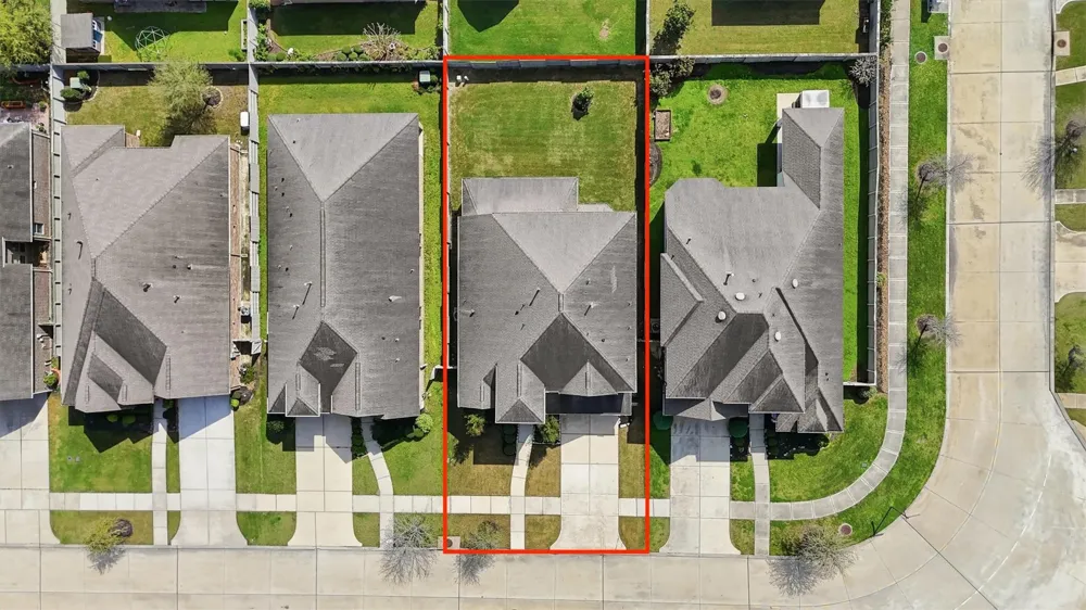 2514 Deerwood Heights Lane Manvel, TX 77578