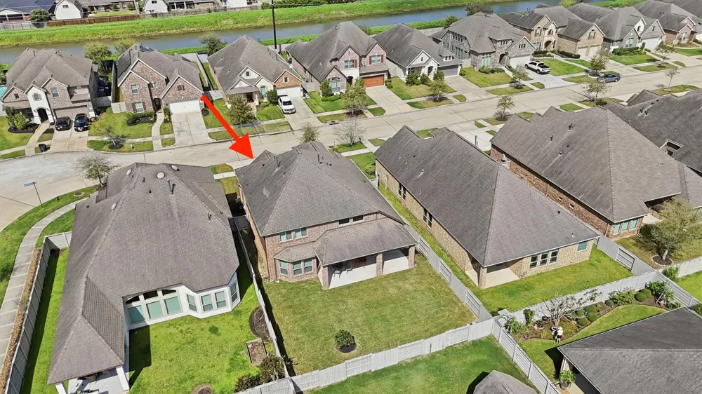 2514 Deerwood Heights Lane Manvel, TX 77578
