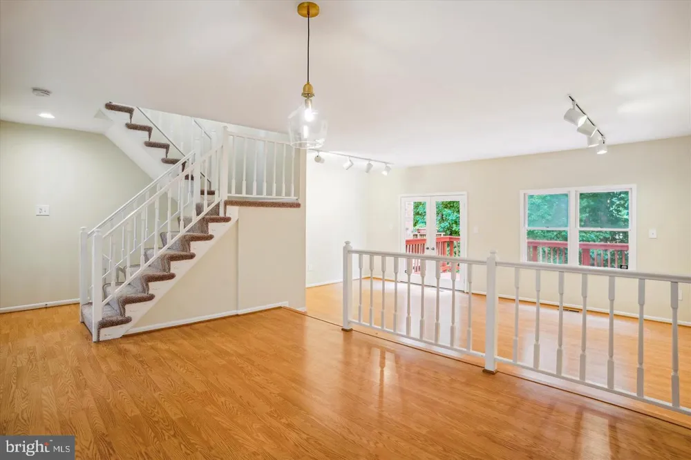 7768 HEATHERTON LANE Potomac, MD 20854