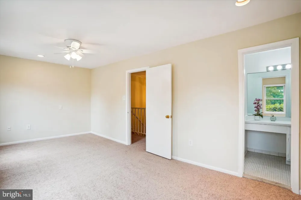 7768 HEATHERTON LANE Potomac, MD 20854