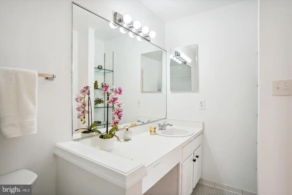 7768 HEATHERTON LANE Potomac, MD 20854