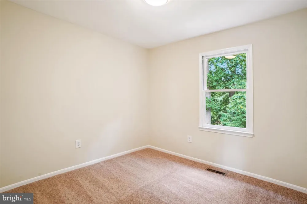 7768 HEATHERTON LANE Potomac, MD 20854