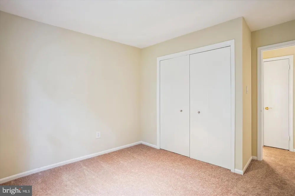 7768 HEATHERTON LANE Potomac, MD 20854