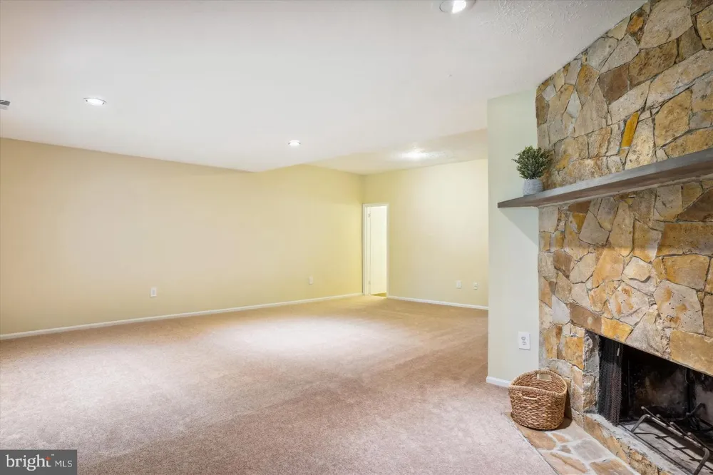 7768 HEATHERTON LANE Potomac, MD 20854