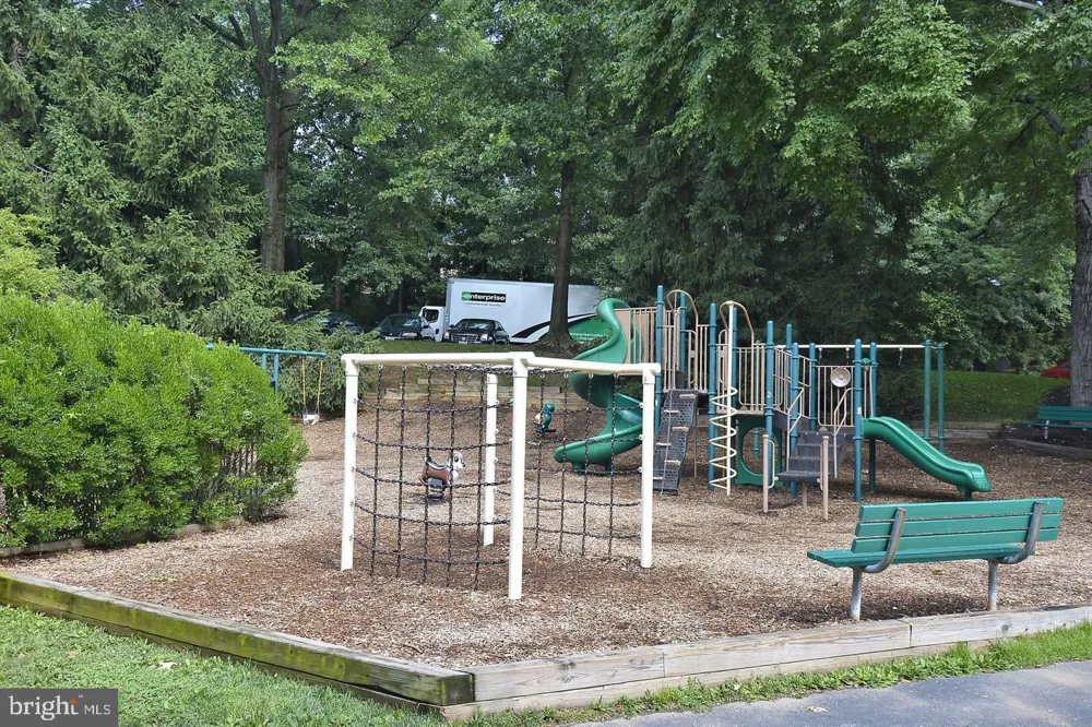 7768 HEATHERTON LANE Potomac, MD 20854