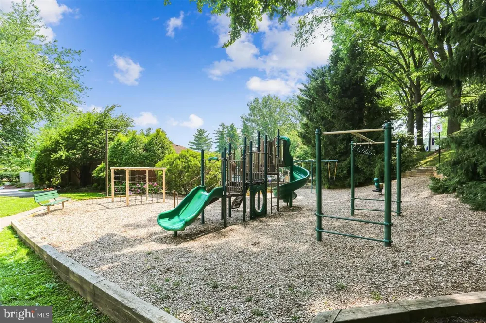 7768 HEATHERTON LANE Potomac, MD 20854