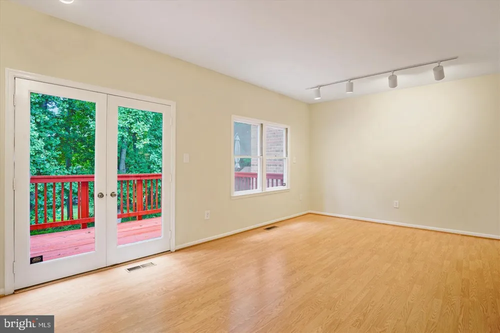 7768 HEATHERTON LANE Potomac, MD 20854