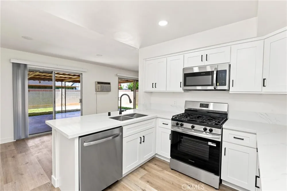 20317 Jersey Lakewood, CA 90715